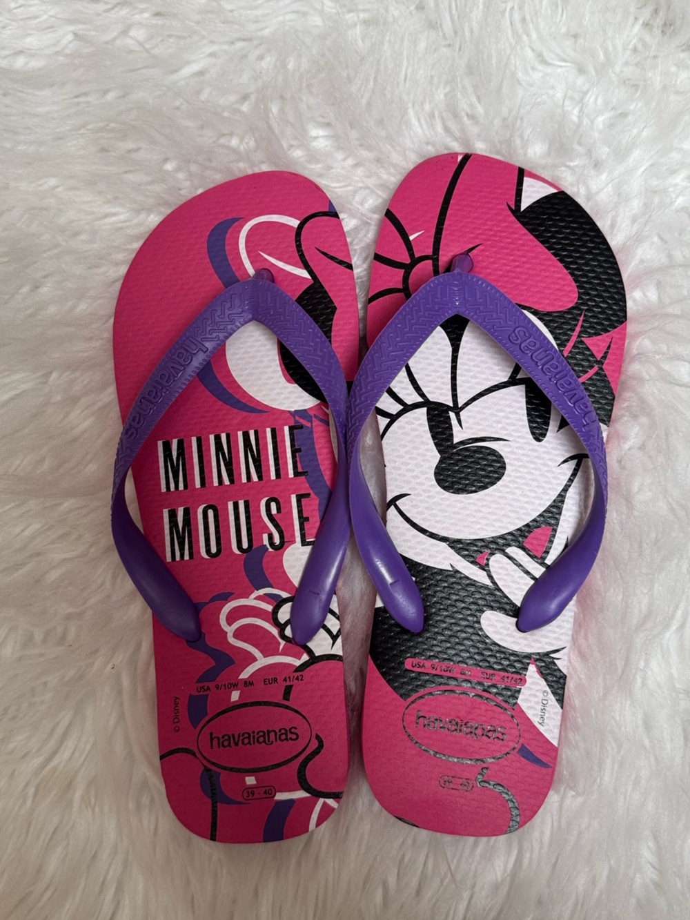 Havianas minnie mouse purple pink flip flops size 9/10